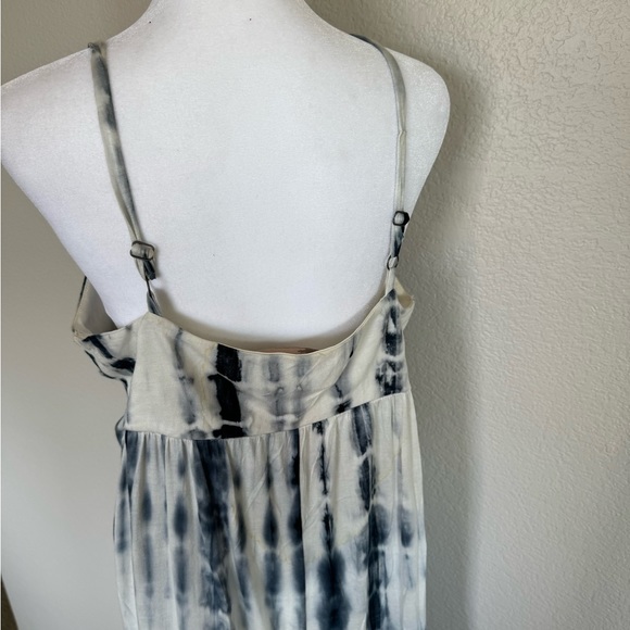 Tie Dye Flowy Maxi - Picture 5 of 5
